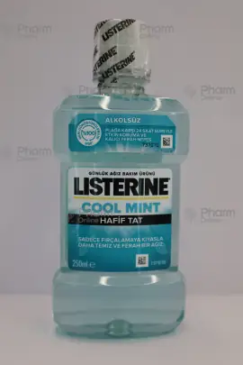 Зубной ополаскиватель "Listerine"- мята (7413) 250 мл